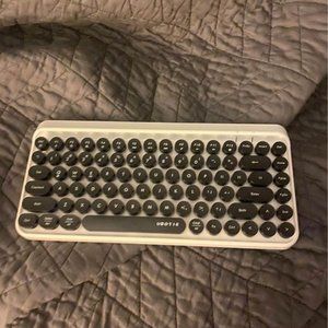 UBOTIE Portable Bluetooth Computer Keyboard, Wireless Mini Compact